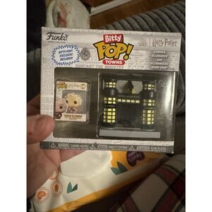 Ollivander's Wand Shop Funko Bitty Pop! Towns Garrick Ollivander NIB